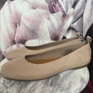 NWT Blanca Ballet Flats in Taupe from Universal Thread